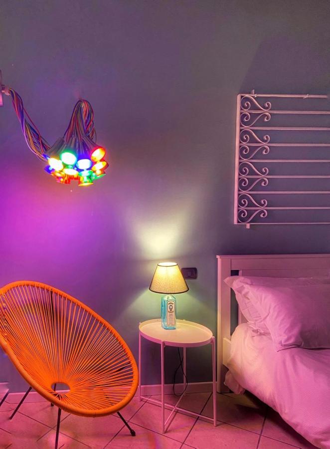 Artroom Apartment
